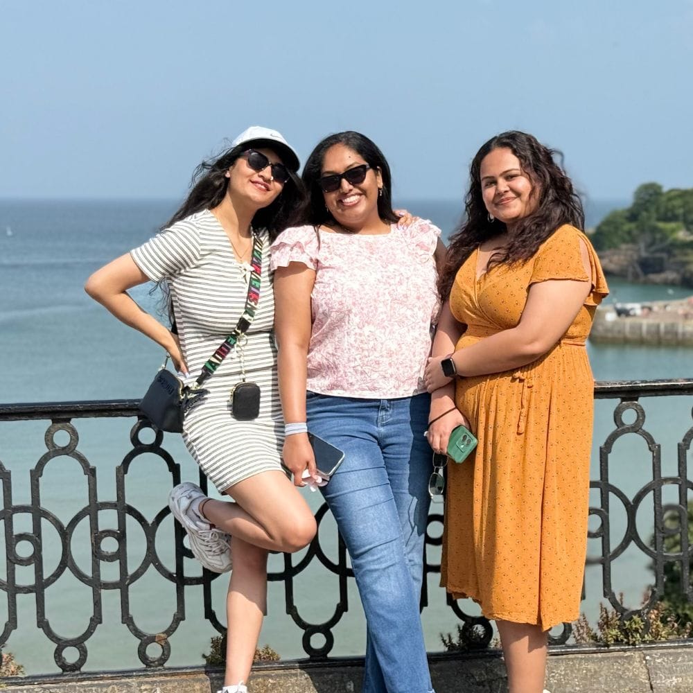 Friends at the sea